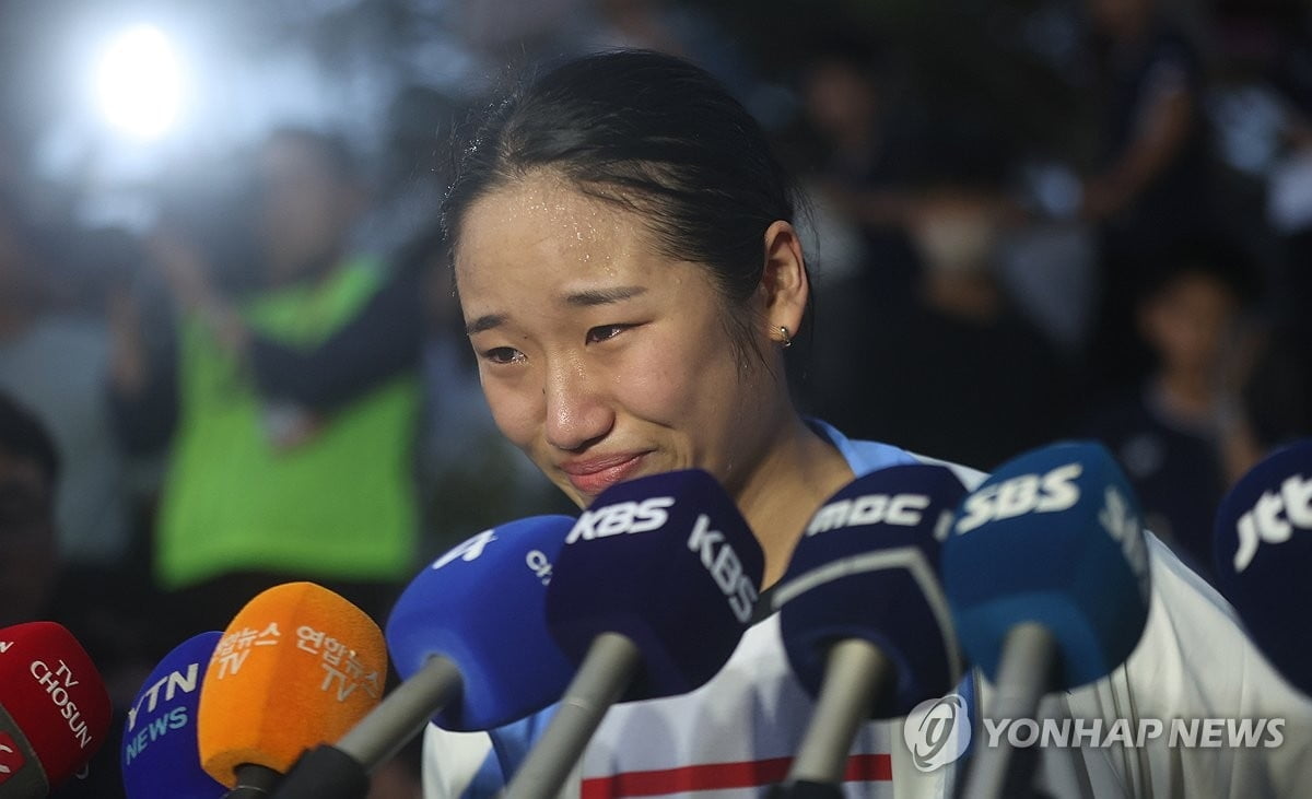 一年顶薪4.44亿！CBA与NBA差距有多大：周琦74年没库里1年赚得多