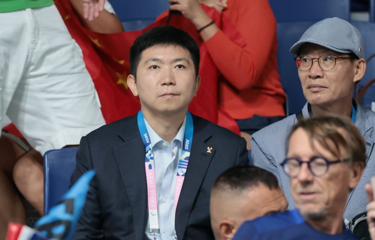 ESPN：博格巴想继续在五大联赛踢球，以获得重回法国队的机会