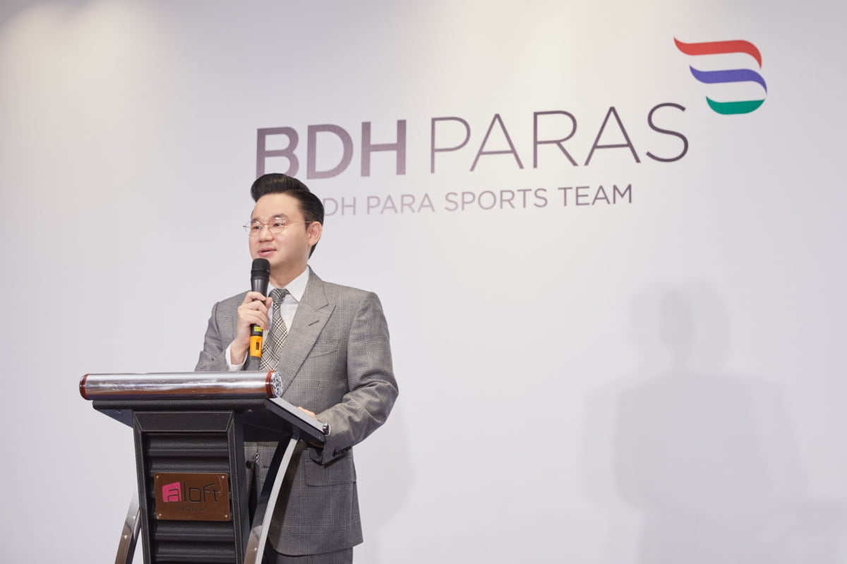 前热刺主帅：想赶走澳波的球迷真可耻，给他足够的支持会赢得冠军的