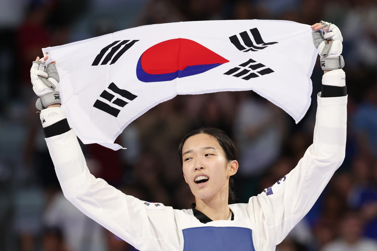 ⚽意甲战报：多夫比克建功 莫塔替补救主 蒙扎主场1-1逼平罗马