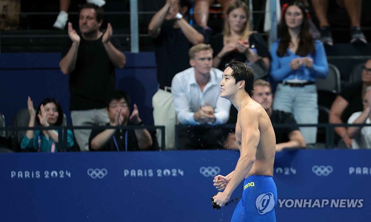 外援储备丰富！吉林官方晒球队第五个外援基兹林克飞抵长春接机照