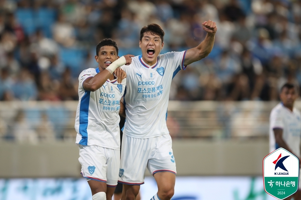 ⚽德甲战报：布兰特、拜尔互献传射，瓦夫罗破门难救主，十人多特客场3-1沃尔夫斯堡