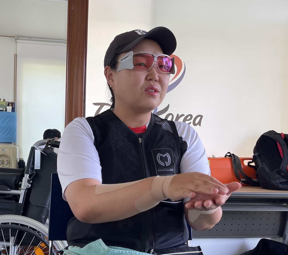 毕包球迷向罗马球迷投掷焰火，毕尔巴鄂竞技官方发文谴责