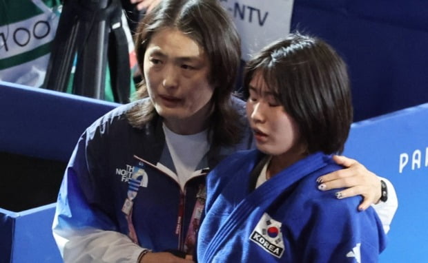 拒逆转！亚历山大36+9，浓眉9中5，詹姆斯历史第一，西部第五易主