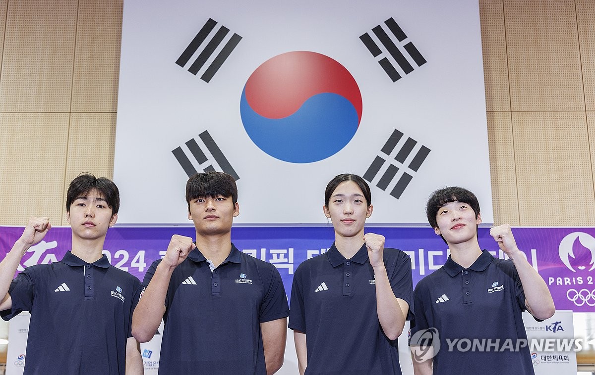 险胜！湖人五虎87+41，福克斯31+7+5，新纪录诞生，西部第五易主