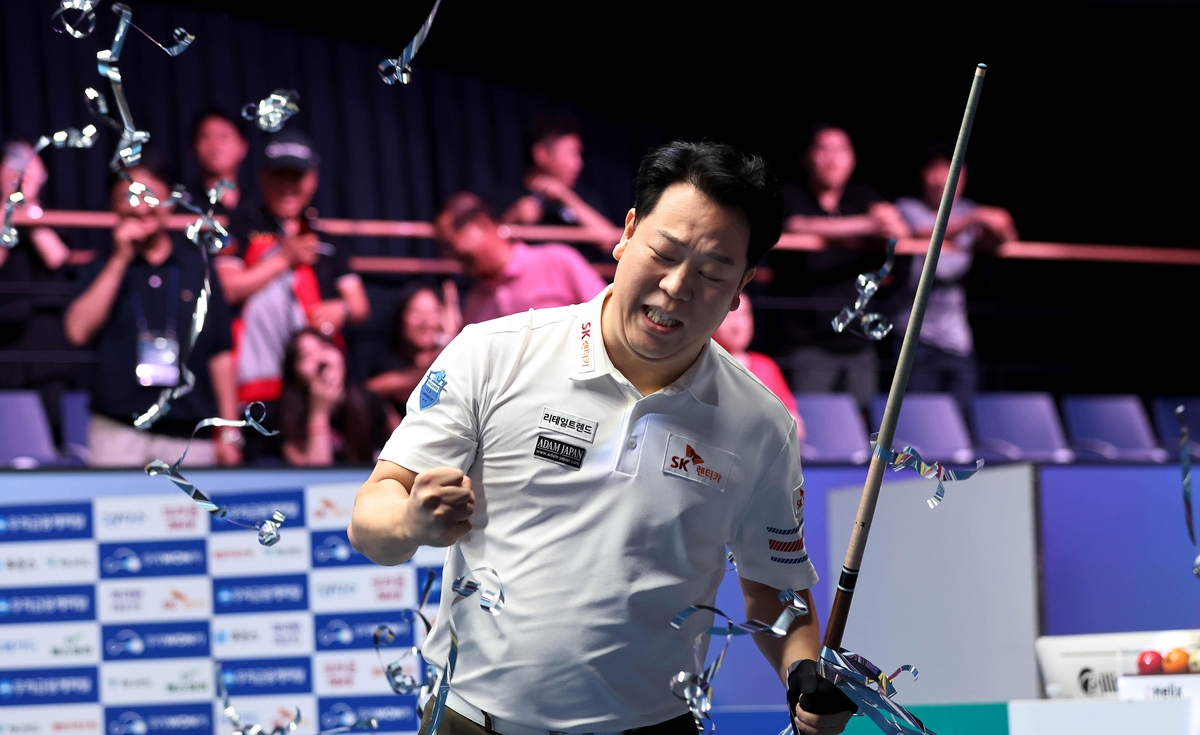 欧冠本周最佳球员候选：维尼修斯、拉菲尼亚、南野、赖因德斯
