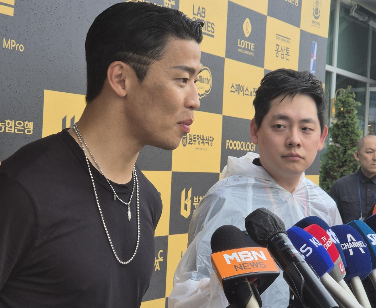 出一口怒气！戈贝尔反击暴扣助森林狼领先到20分