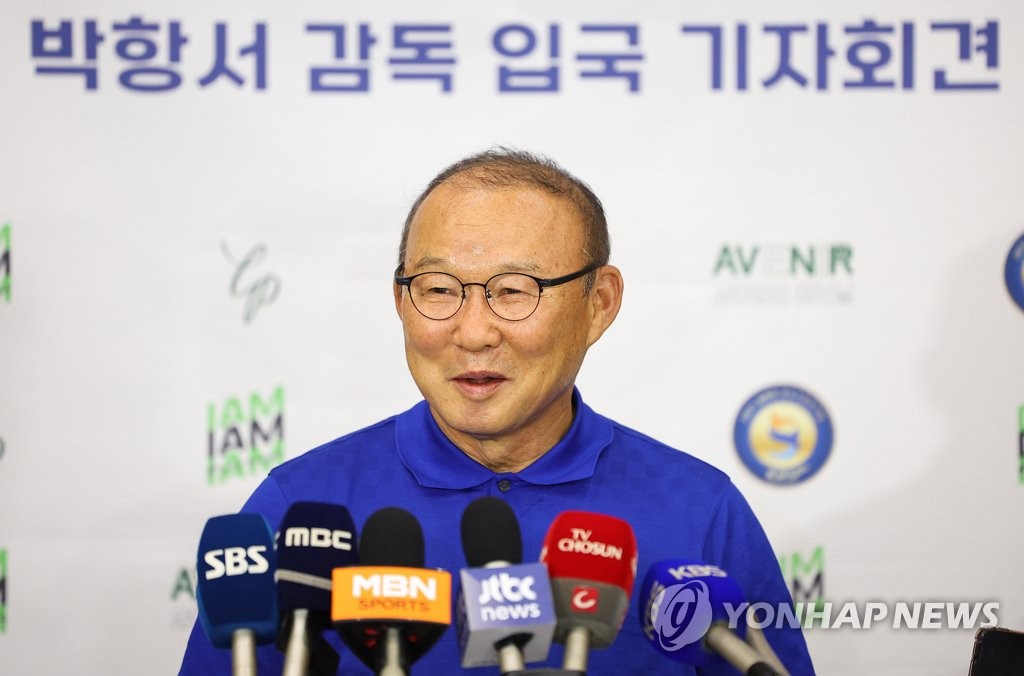 一些NBA高管认为德罗赞与福克斯以及小萨不兼容