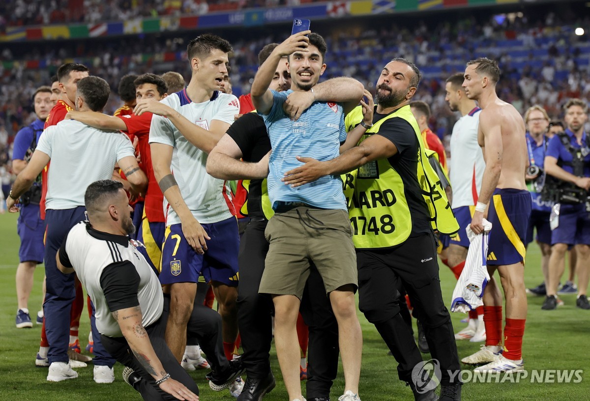 发力了！鹈鹕第二节轰出17-4，强势反超尼克斯