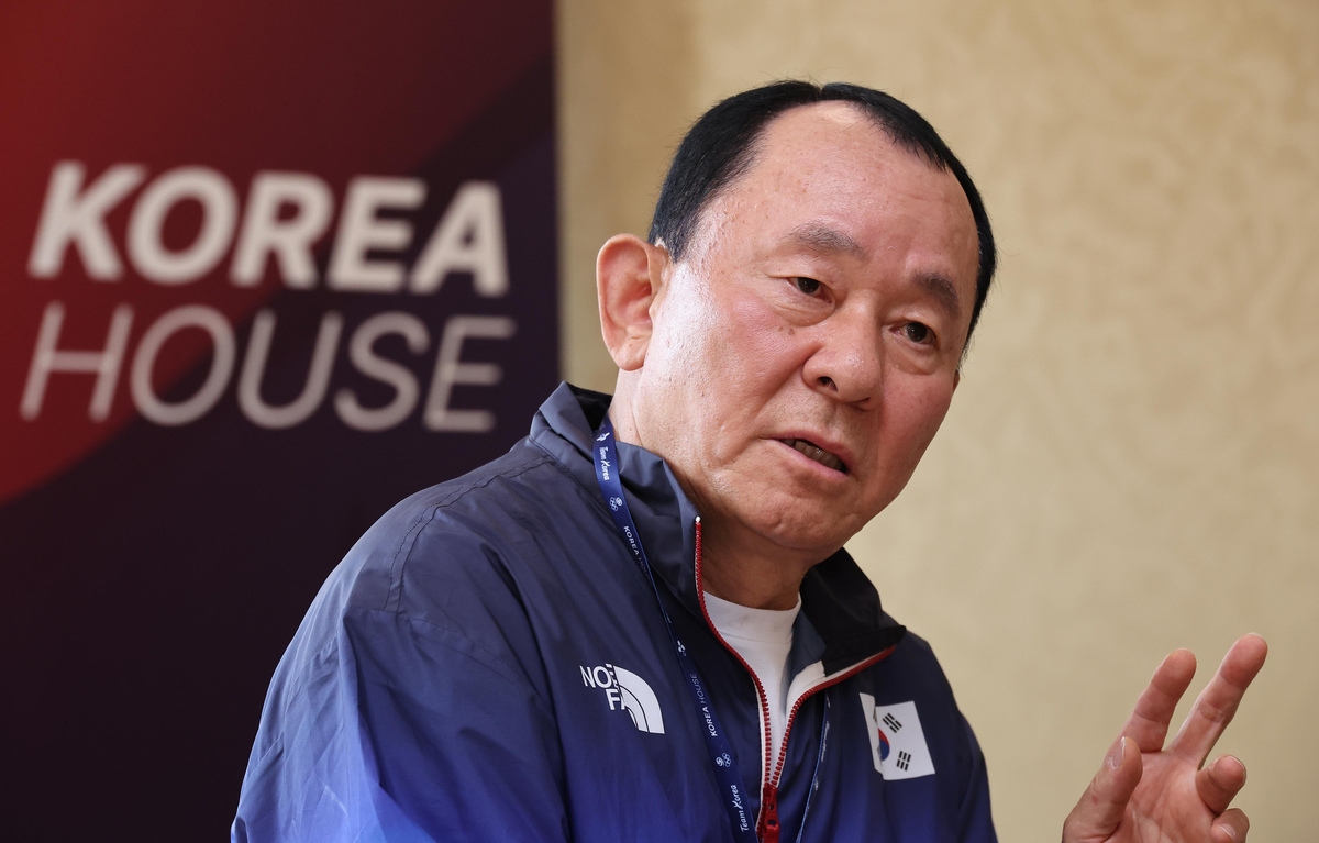 威廉姆斯后场一条龙命中 山猫轰出一波14-2 目前双方仅差3分